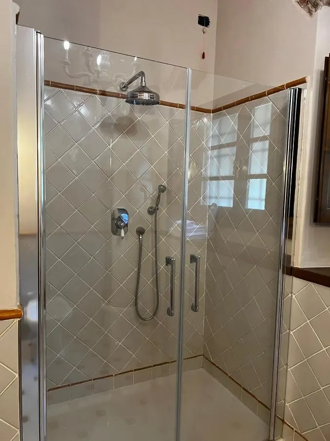 Guest house A.G. Rooms In Casa Colonica Vaiano  Italy